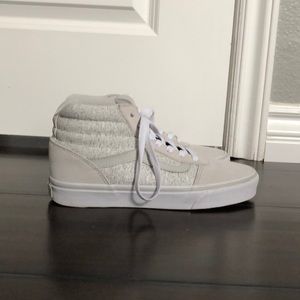 vans white/grey high tops